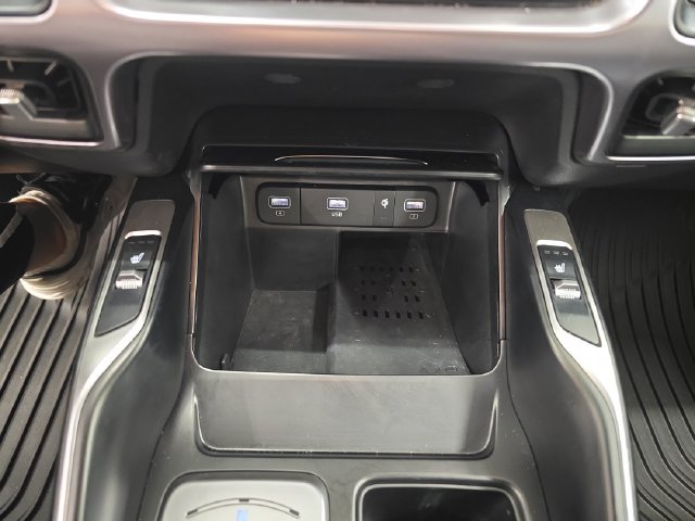 Used 2023 Kia Sorento EX FWD image 25