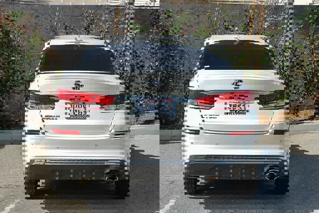 Used 2020 Kia Optima LX image 5