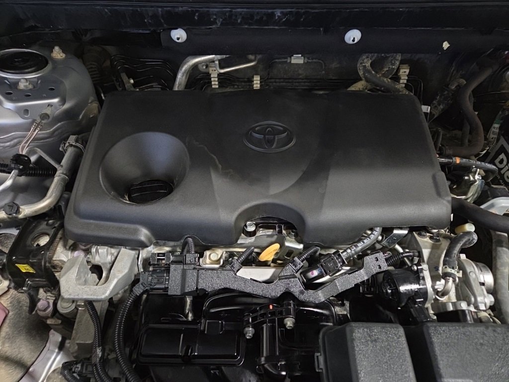 Certified 2023 Toyota RAV4 LE image 21