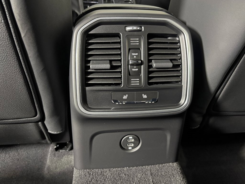 New 2026 Porsche Macan S image 36