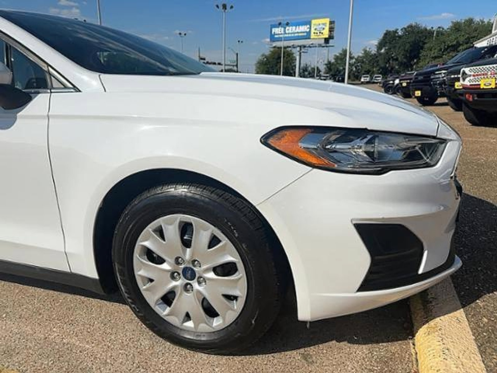 Used 2020 Ford Fusion S image 22