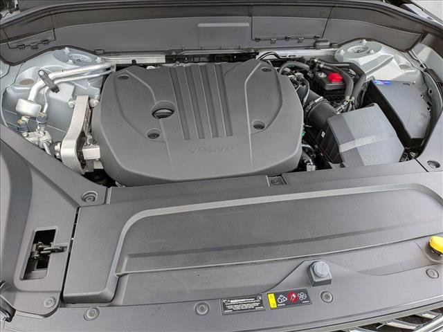 New 2026 Volvo XC90 B5 Plus w/ Protection Package AWD/4WD image 19