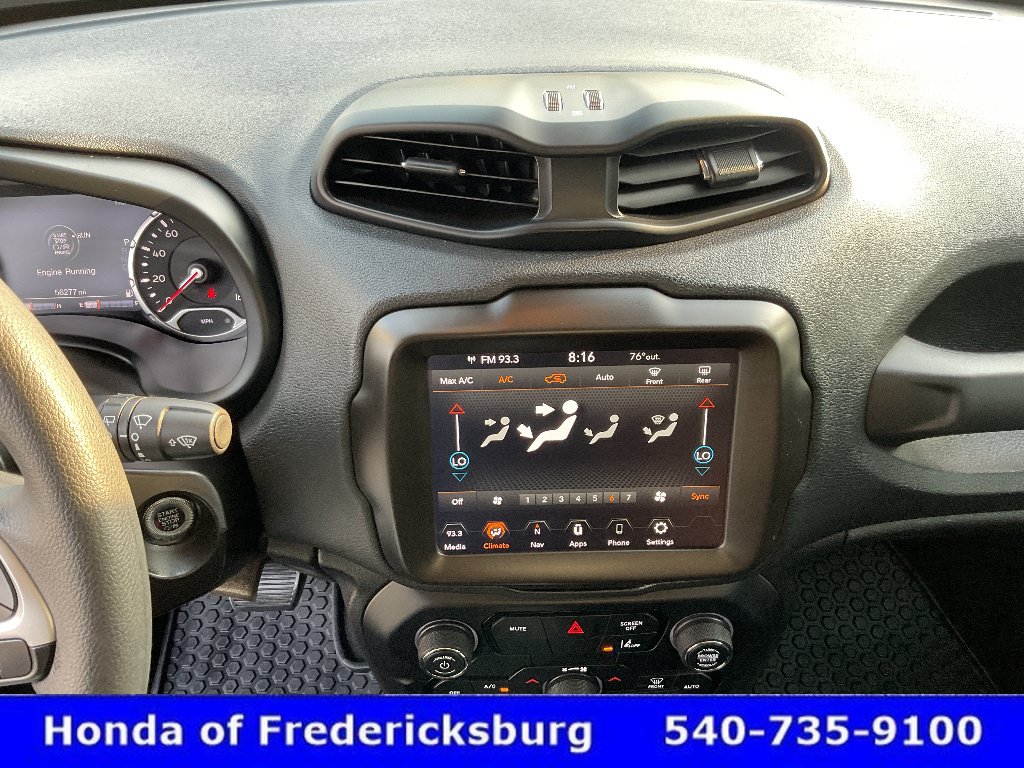 Used 2023 Jeep Renegade Latitude AWD/4WD image 32