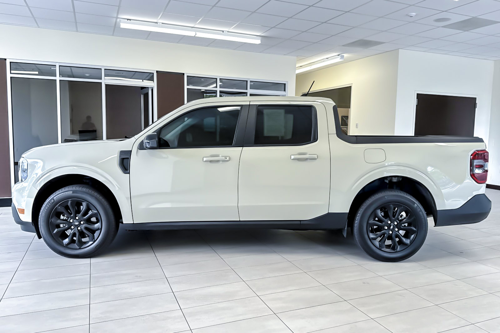 Used 2024 Ford Maverick Lariat w/ Black Appearance Package AWD/4WD image 7
