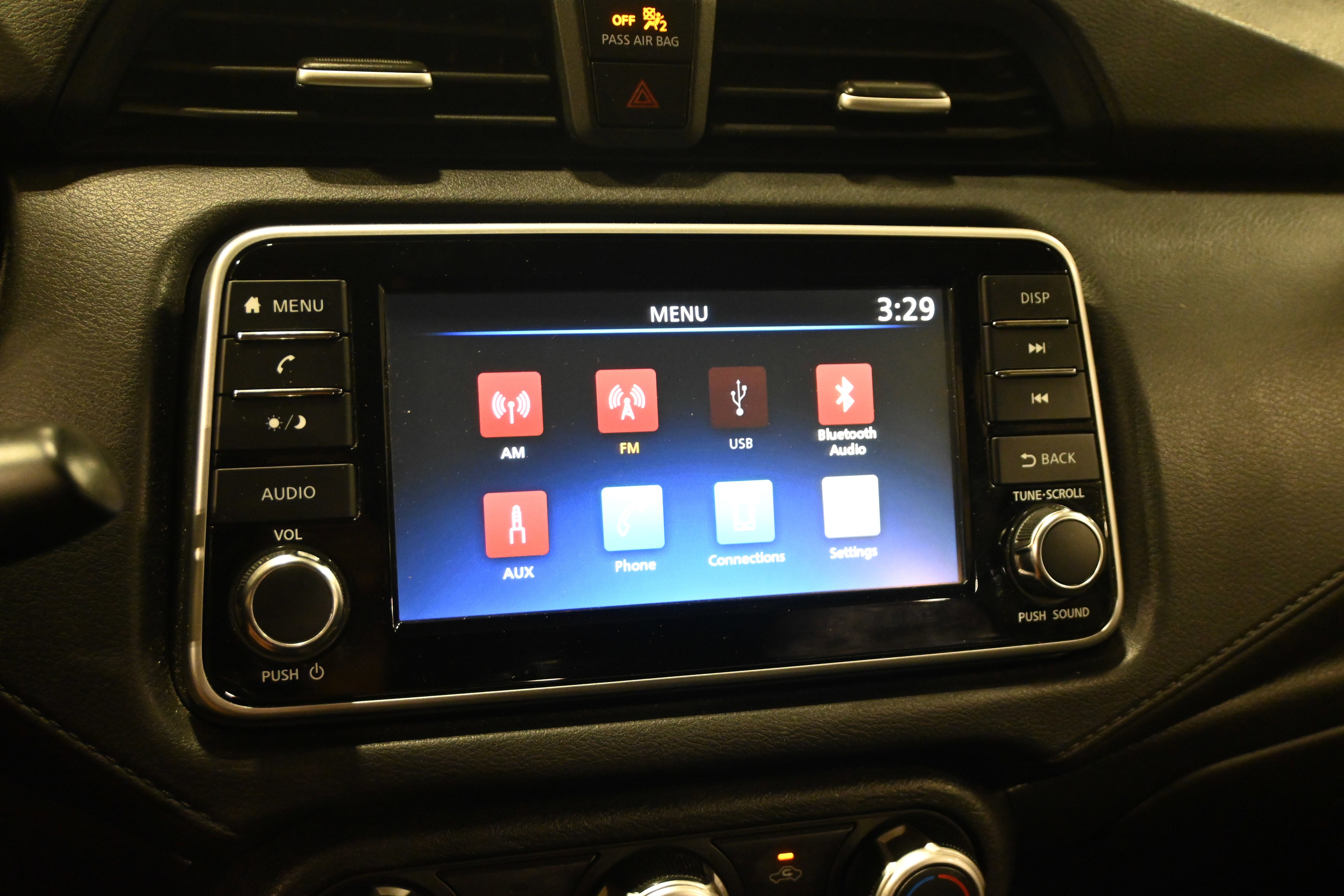 Used 2020 Nissan Versa S FWD image 15