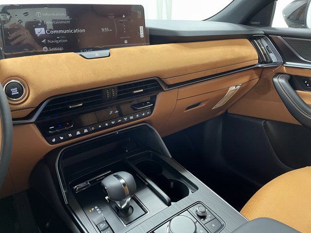 New 2025 MAZDA CX-70 3.3 Turbo S w/ Premium Plus image 18