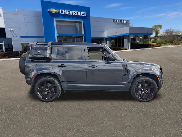 Used 2022 Land Rover Defender 110 S AWD/4WD image 24