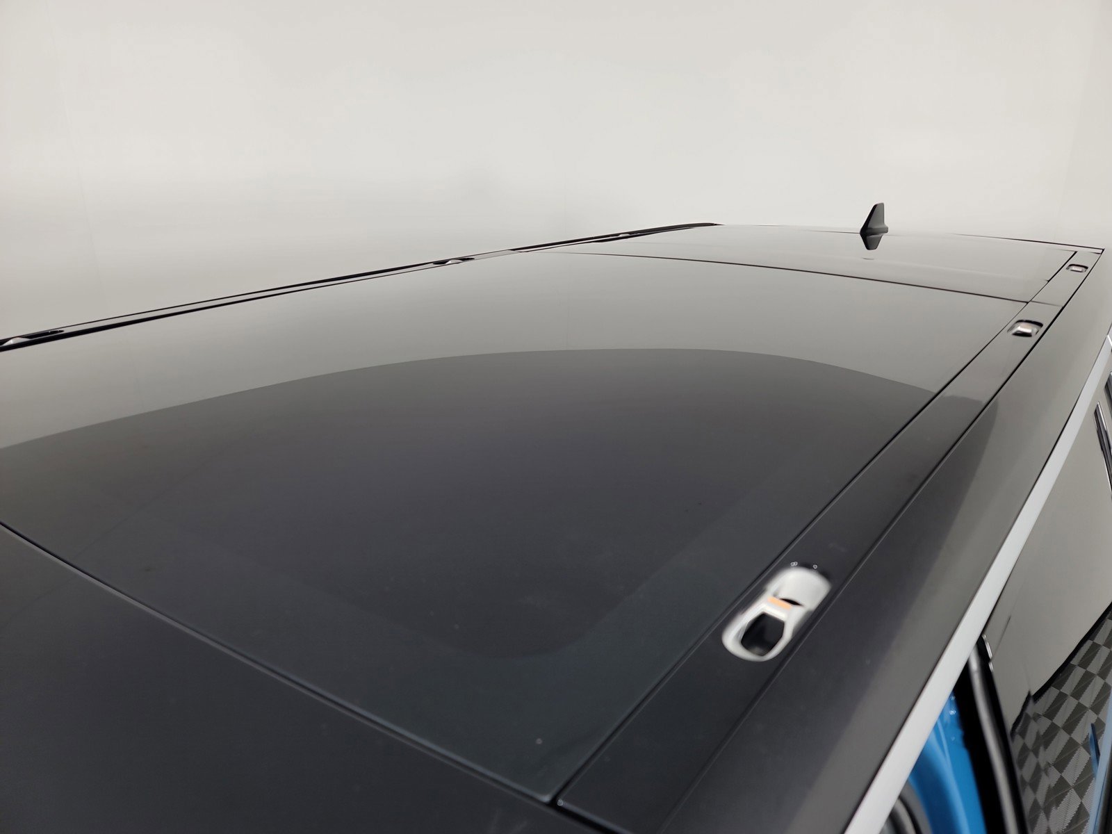 Used 2023 Rivian R1S Launch Edition image 13