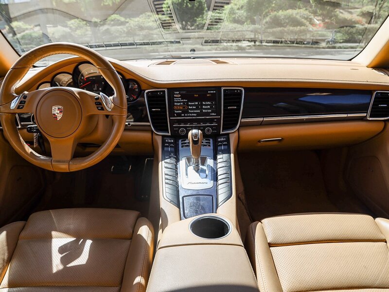 Used 2012 Porsche Panamera image 21