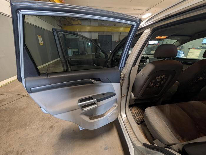 Used 2009 Saturn Vue XR FWD image 24