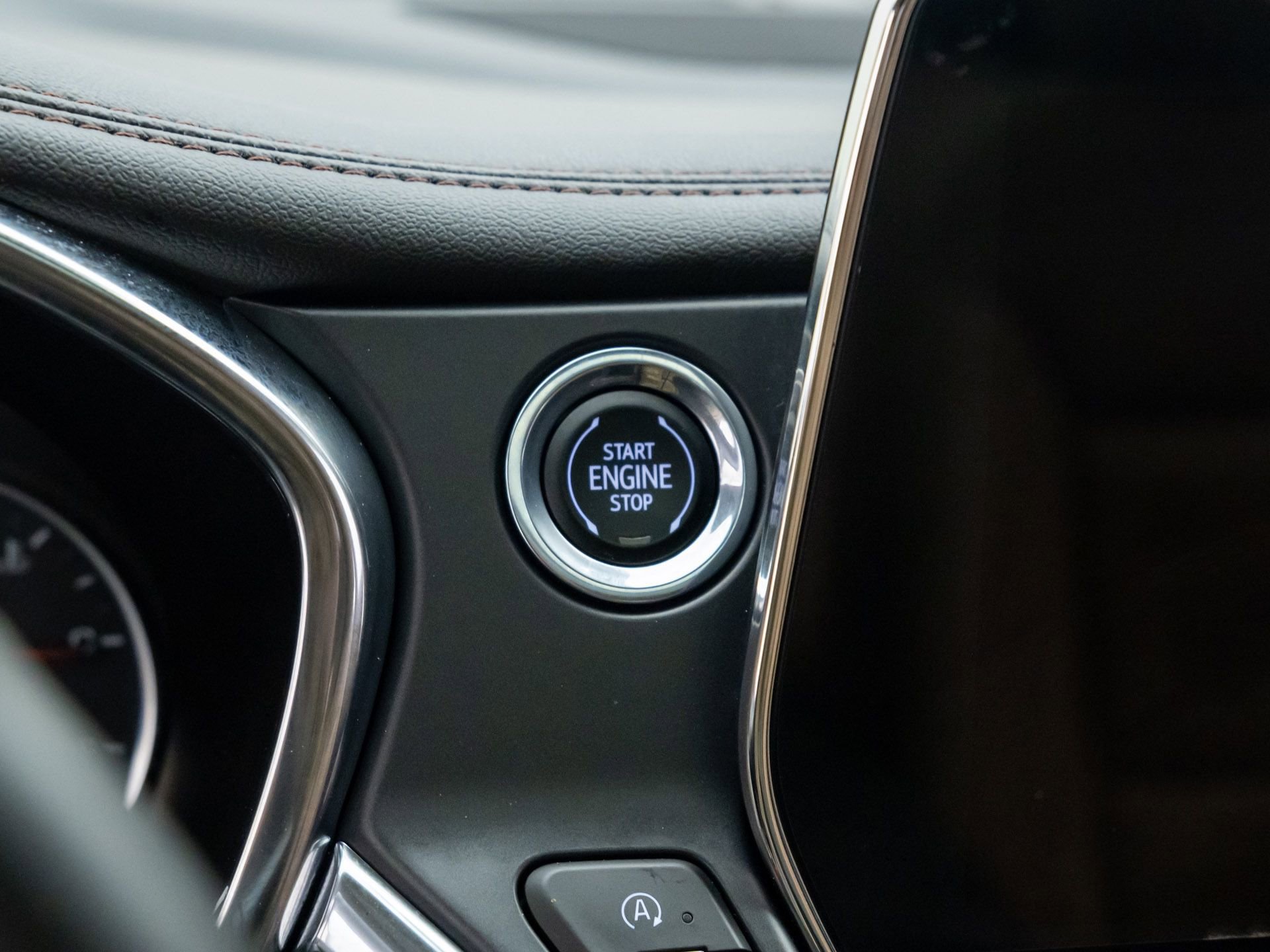 Used 2024 Chevrolet Blazer Premier w/ Driver Confidence II Package image 23