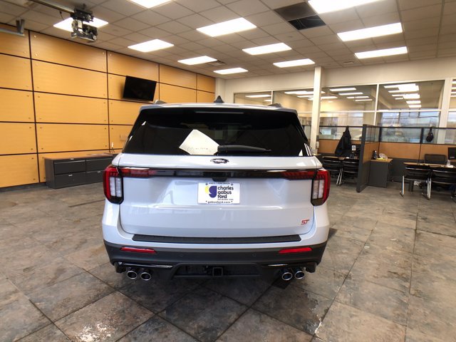 New 2026 Ford Explorer ST w/ Sun And Sound Package AWD/4WD image 4