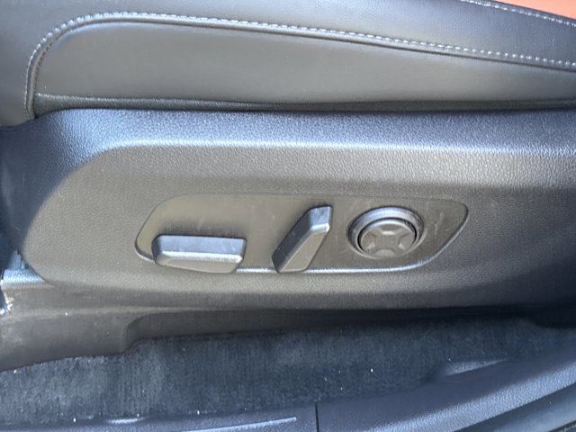 Used 2026 Kia Carnival SX image 23