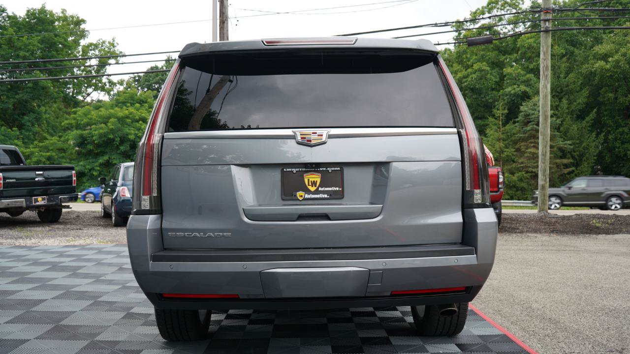 Used 2019 Cadillac Escalade ESV Luxury AWD/4WD image 31