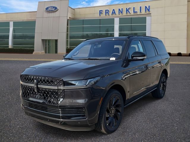 New 2025 Lincoln Navigator Reserve w/ Jet Appearance Package image 3