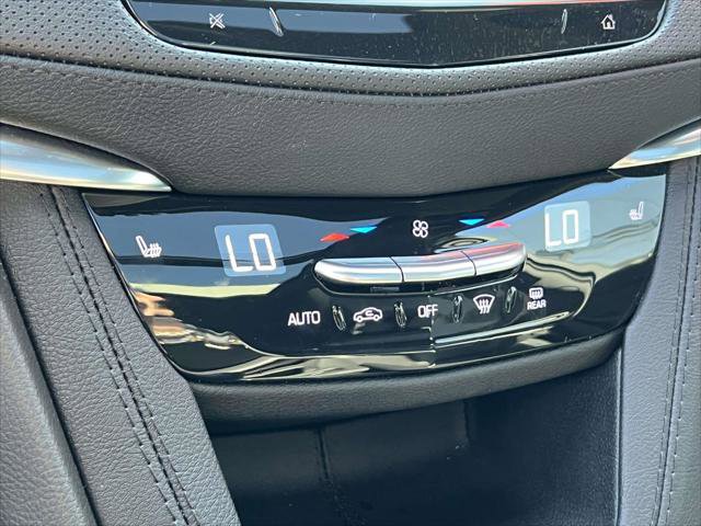 Certified 2024 Cadillac XT6 Luxury image 31