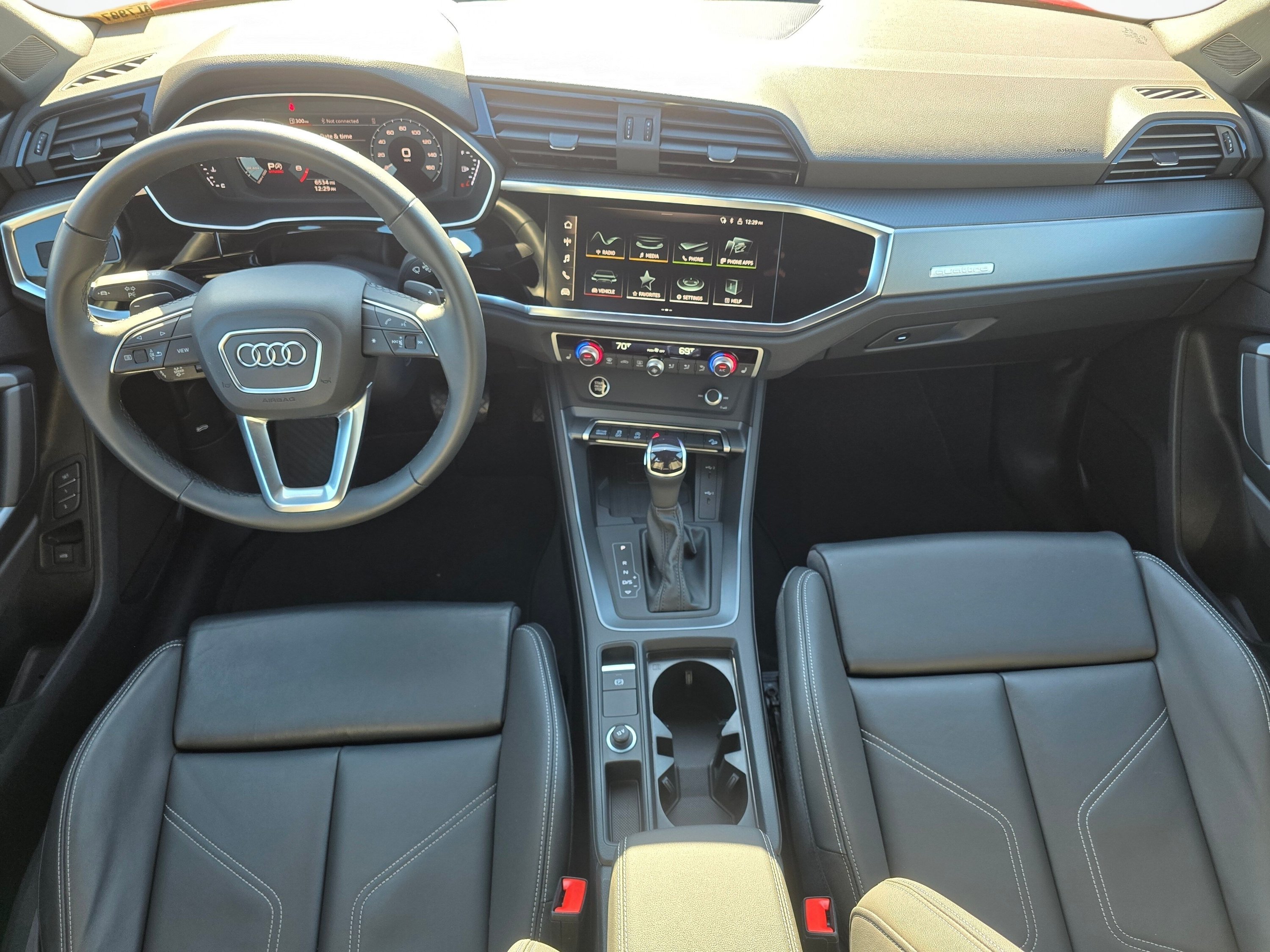 Certified 2025 Audi Q3 2.0T Premium AWD/4WD image 17