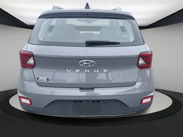 Certified 2021 Hyundai Venue SEL w/ Premium Package image 6