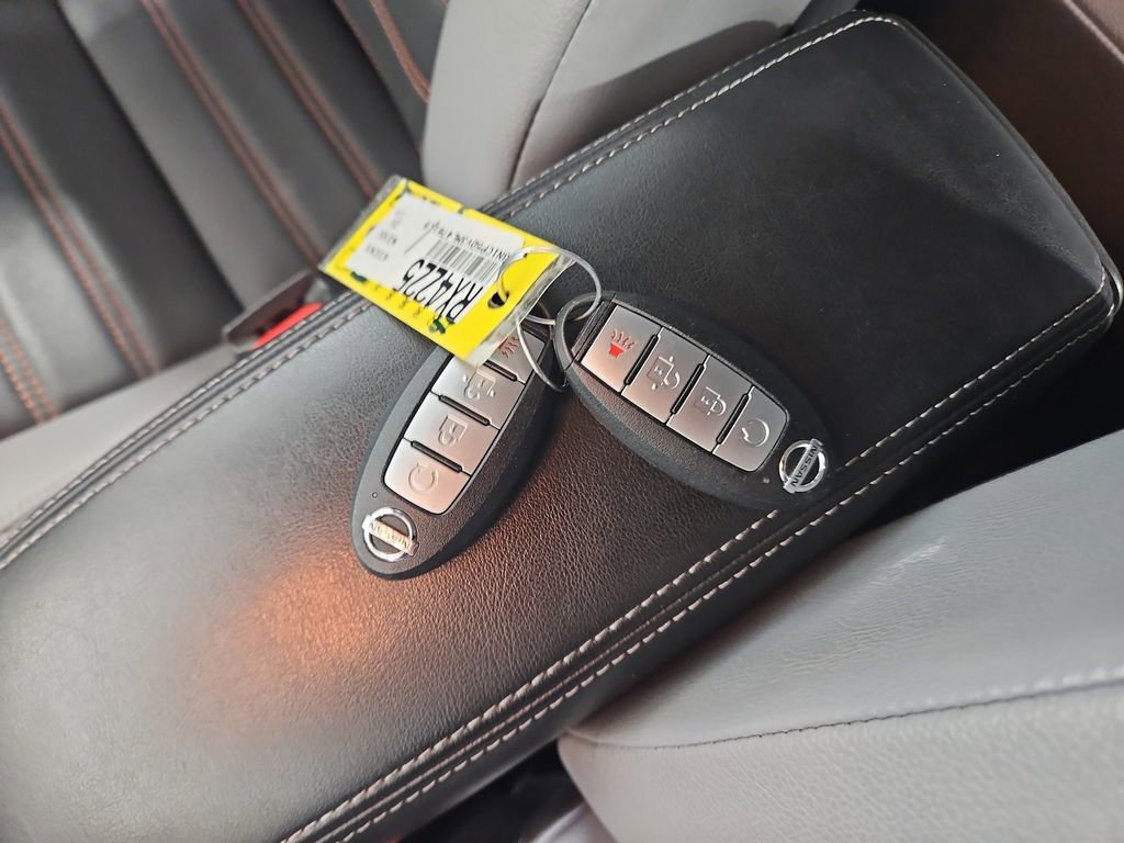 Used 2021 Nissan Kicks SR w/ SR Premium Package image 28