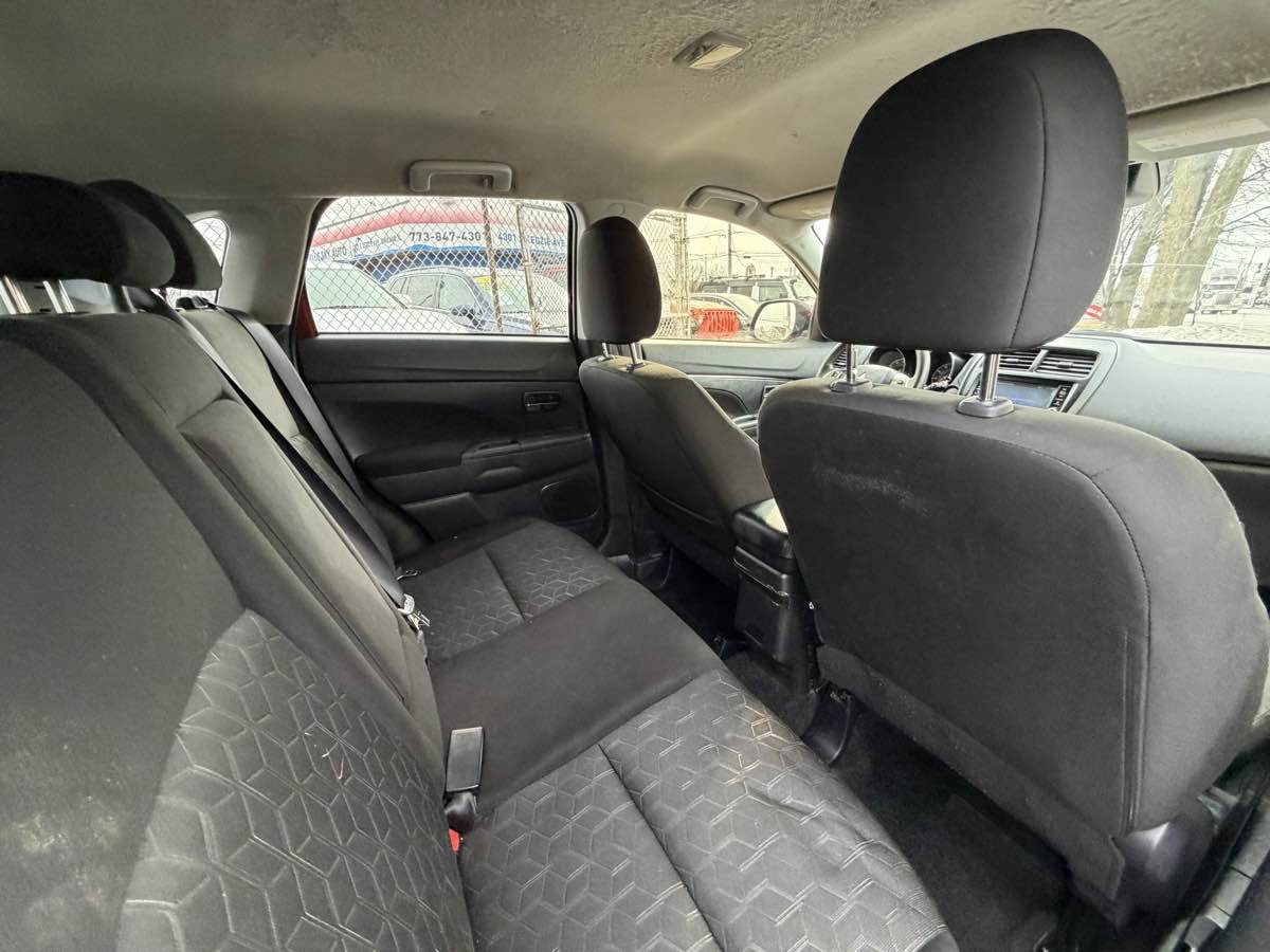 Used 2023 Mitsubishi Outlander Sport ES AWD/4WD image 25