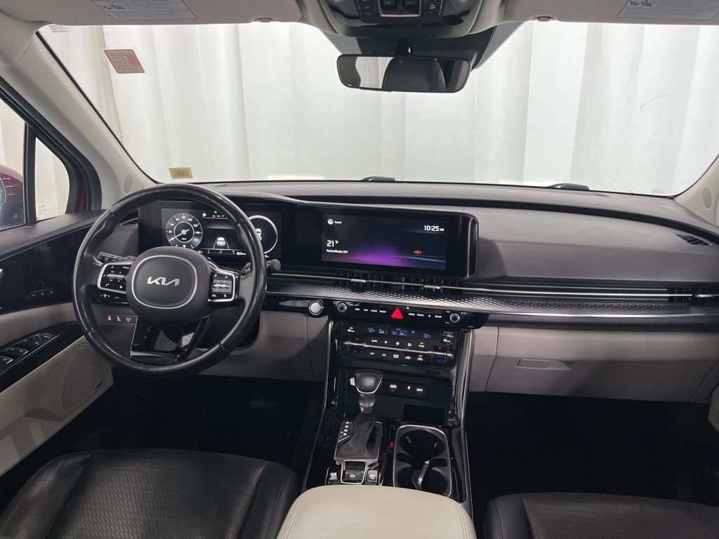 Used 2022 Kia Carnival SX Prestige FWD image 12