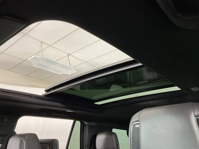 Used 2021 Cadillac Escalade Sport w/ LPO, ONYX Package image 23