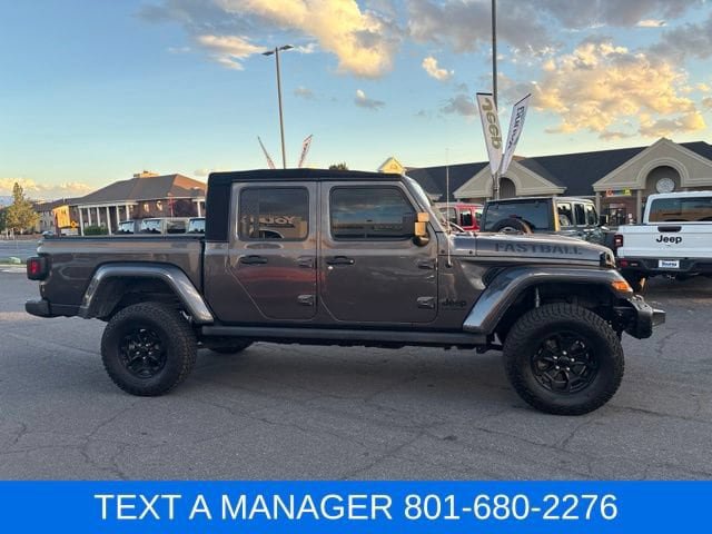 Used 2023 Jeep Gladiator Sport AWD/4WD image 7