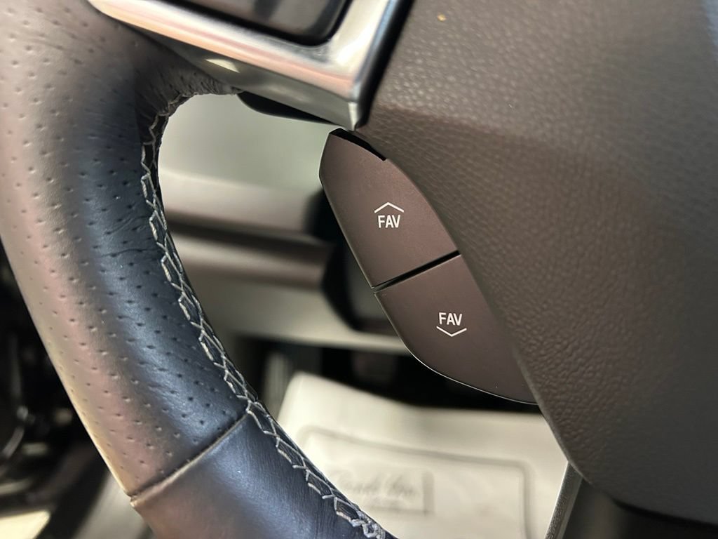 Used 2016 Chevrolet Camaro SS RWD image 14