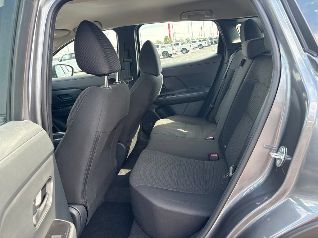 Used 2025 Nissan Kicks S FWD image 12