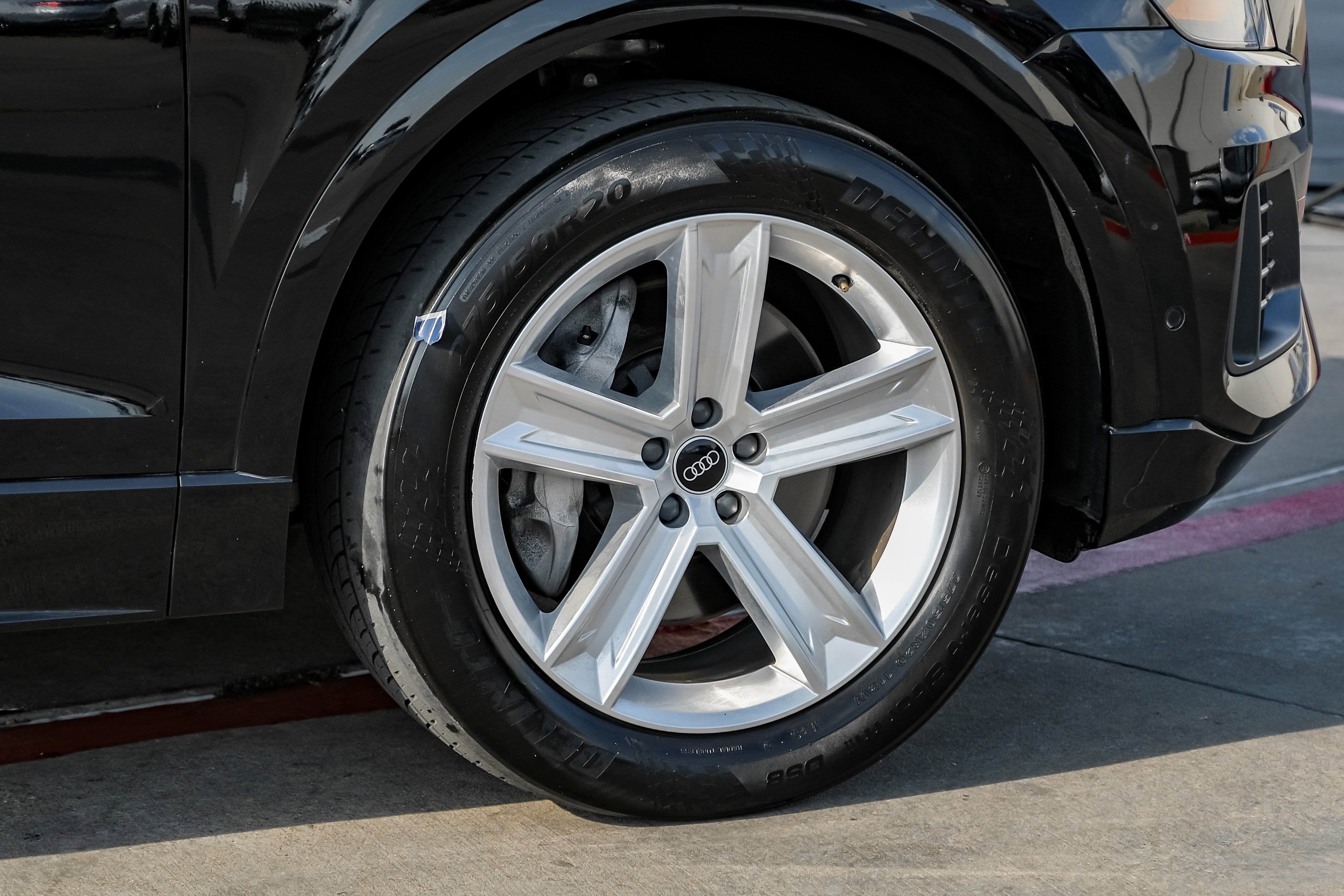 Used 2021 Audi Q8 Premium w/ Convenience Package image 50