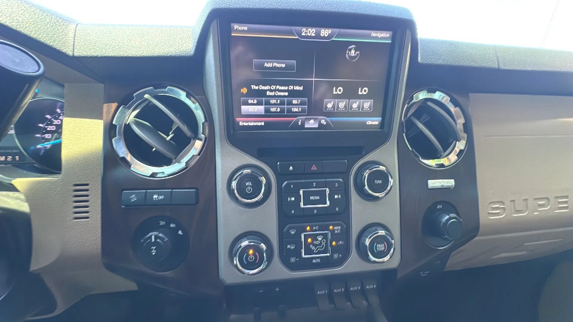 Used 2014 Ford F250 Lariat w/ Lariat Interior Package AWD/4WD image 15