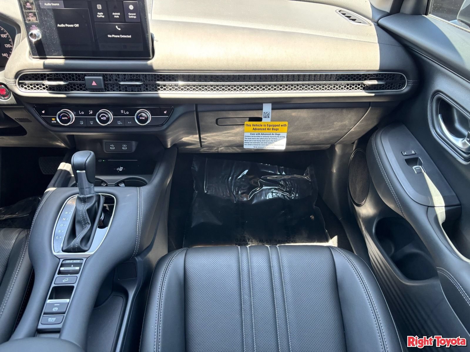 Used 2027 Honda HR-V EX-L image 18