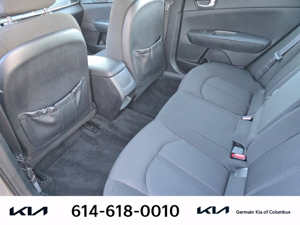 Used 2018 Kia Optima LX w/ 17" Alloy Wheels Package FWD image 19