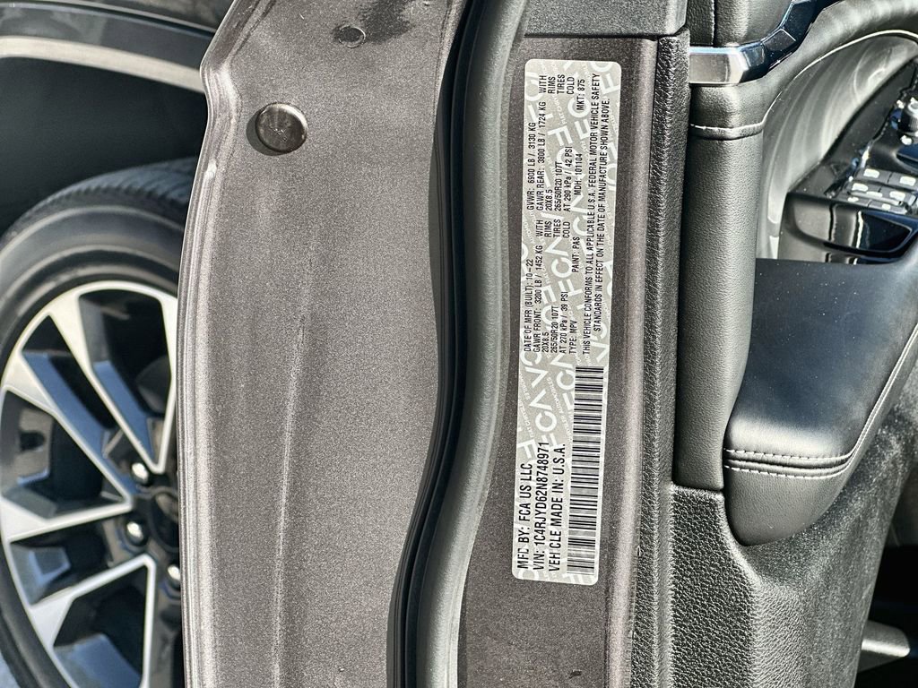 Used 2022 Jeep Grand Cherokee Overland image 35