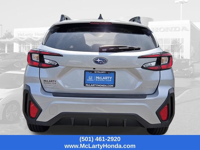 Used 2025 Subaru Crosstrek 2.5i Premium AWD/4WD image 4