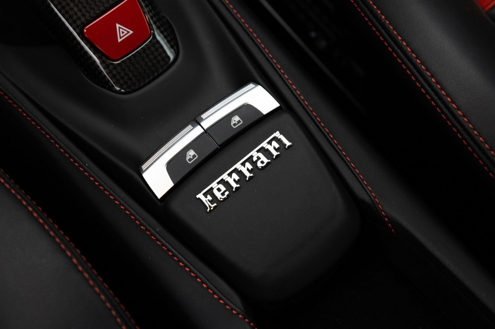 Used 2019 Ferrari 488 GTB RWD image 30