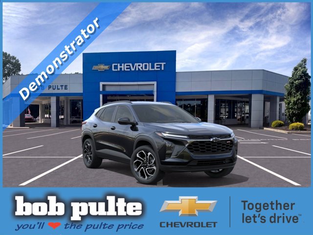 New 2026 Chevrolet Trax RS w/ Driver Confidence Package FWD image 1