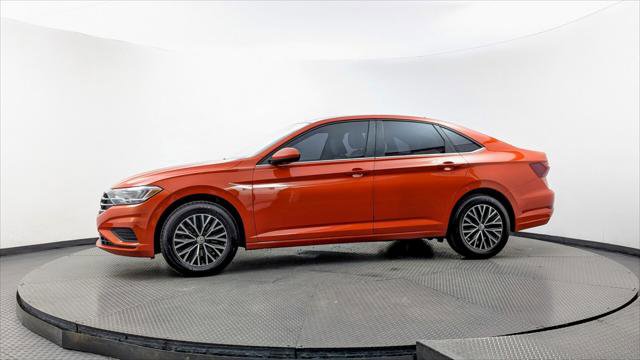 Used 2020 Volkswagen Jetta SE image 3