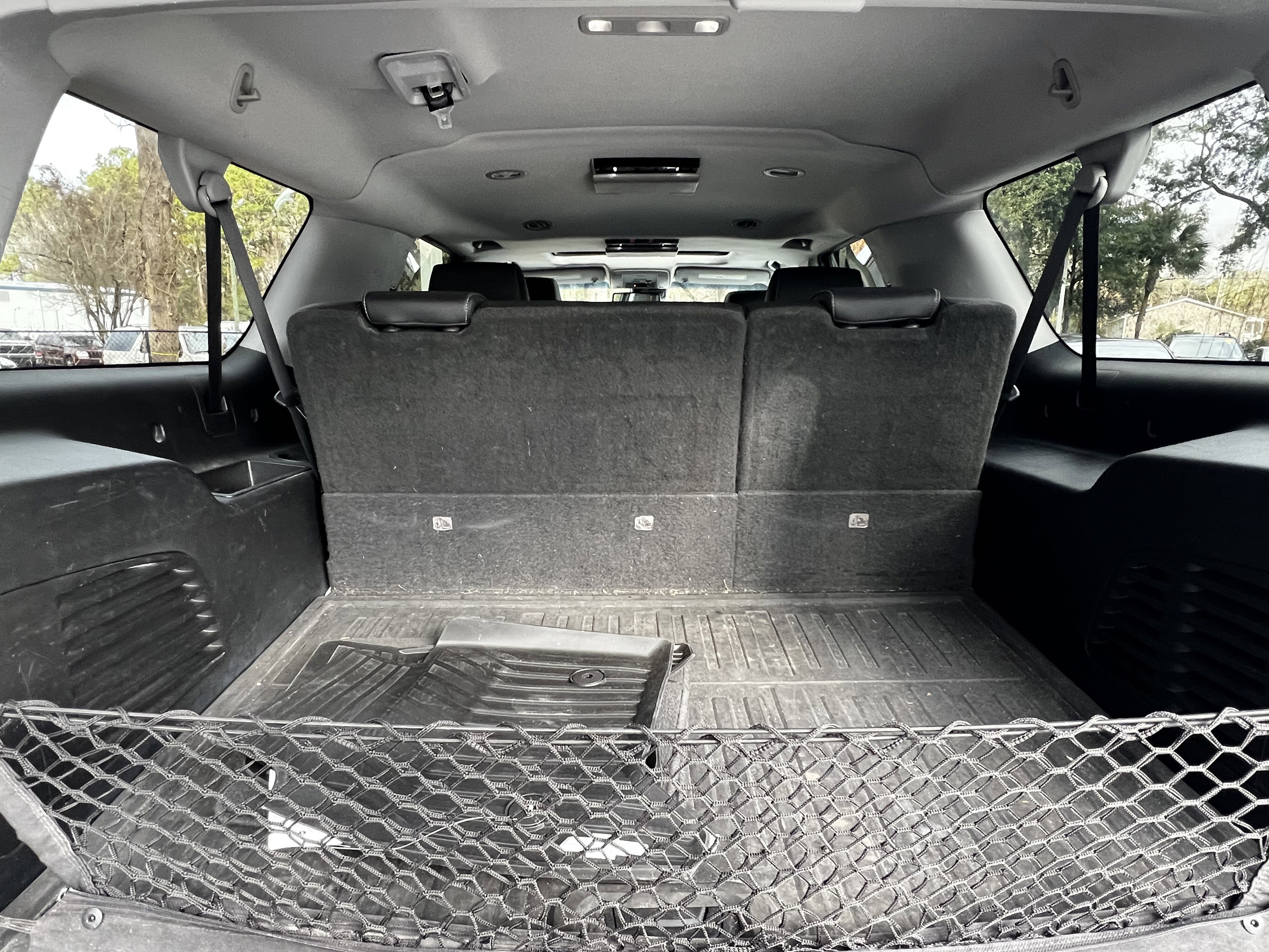 Used 2018 Chevrolet Suburban LT image 52