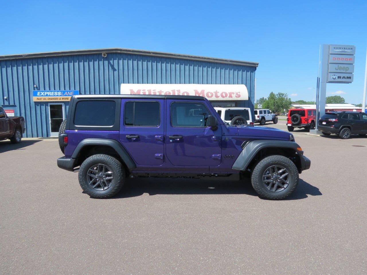 New 2026 Jeep Wrangler Unlimited Sport w/ Convenience Group