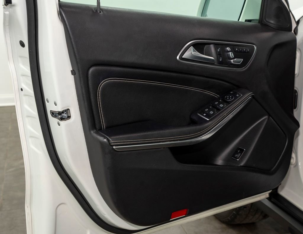 Used 2018 Mercedes-Benz GLA 250 4MATIC image 6