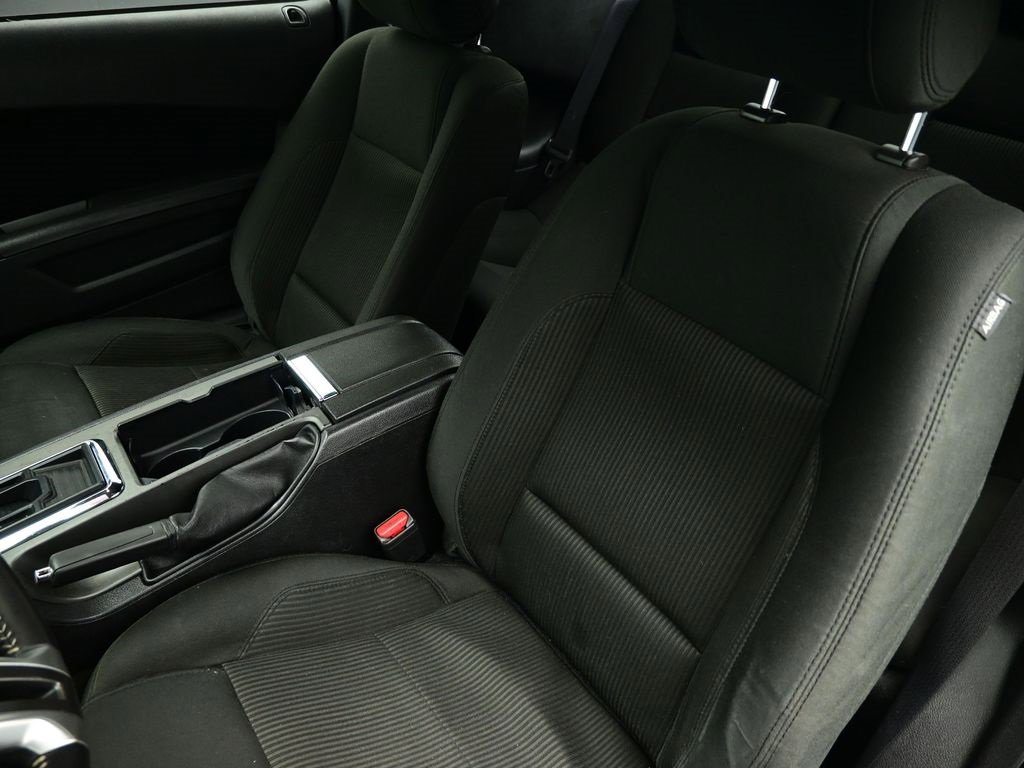 Used 2014 Ford Mustang Coupe image 6