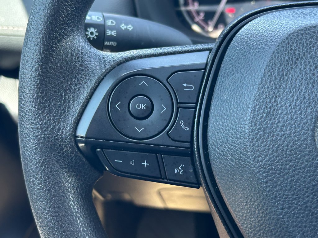Certified 2025 Toyota RAV4 XLE w/ Convenience Package FWD image 35