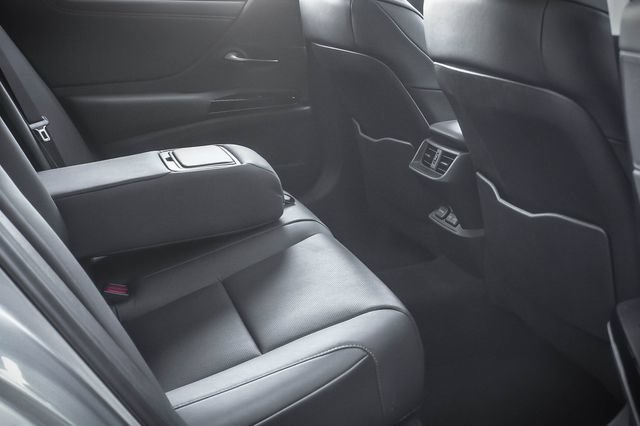 Certified 2025 Lexus ES 350 w/ Premium Package FWD image 24
