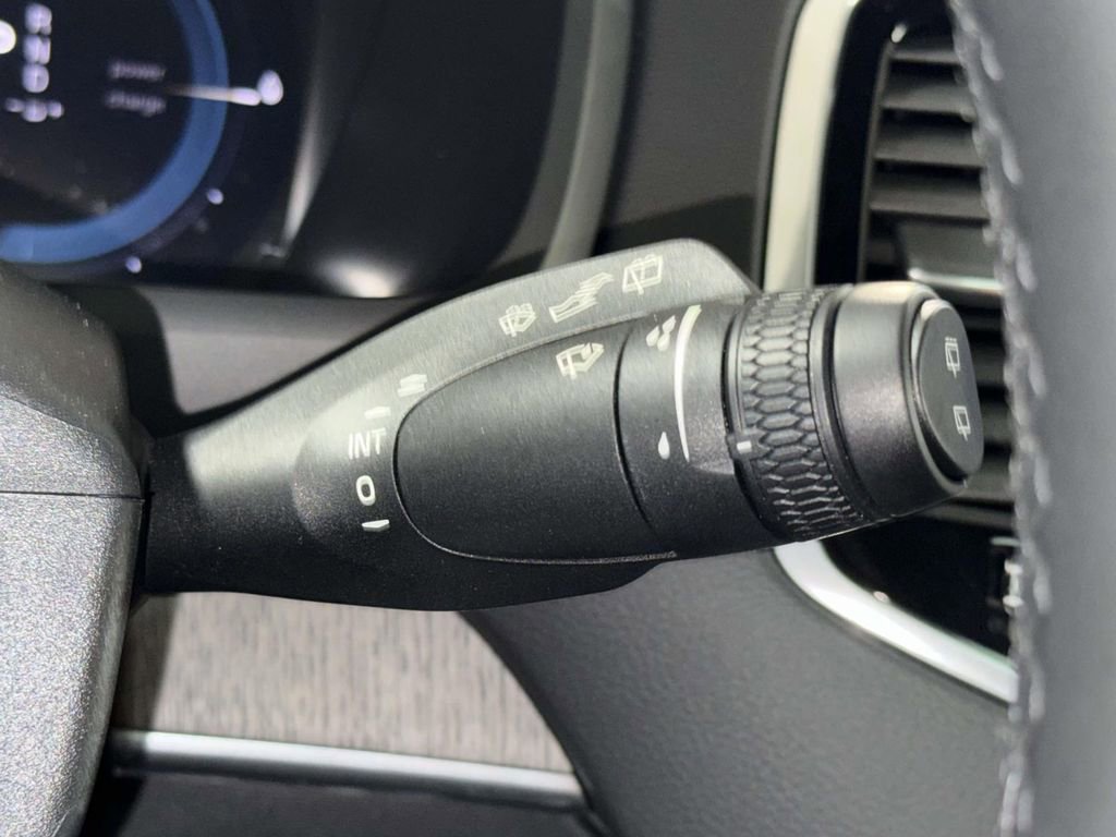 Used 2024 Volvo XC90 T8 Ultimate w/ Protection Package Premier image 28