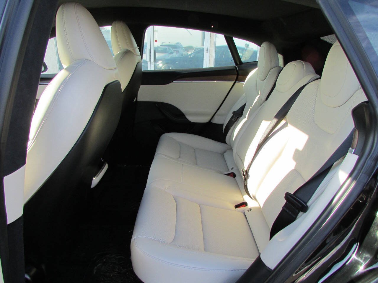 Used 2021 Tesla Model S Long Range AWD/4WD image 33