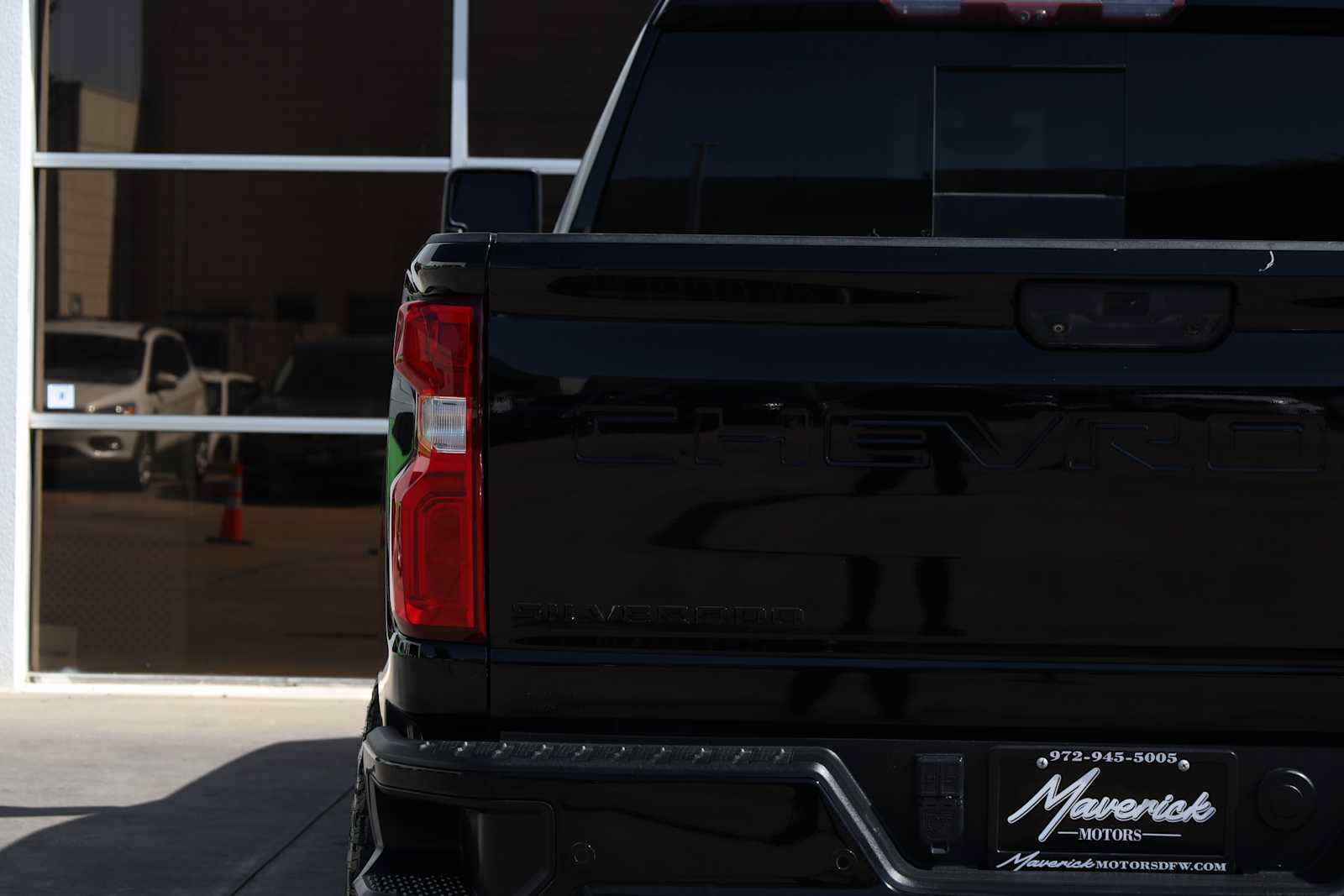 Used 2021 Chevrolet Silverado 2500 LTZ w/ LTZ Plus Package AWD/4WD image 46