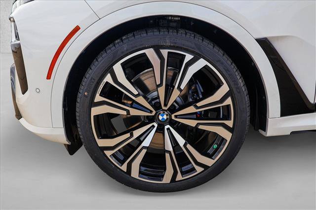 New 2027 BMW X7 xDrive40i w/ M Sport Package AWD/4WD image 9