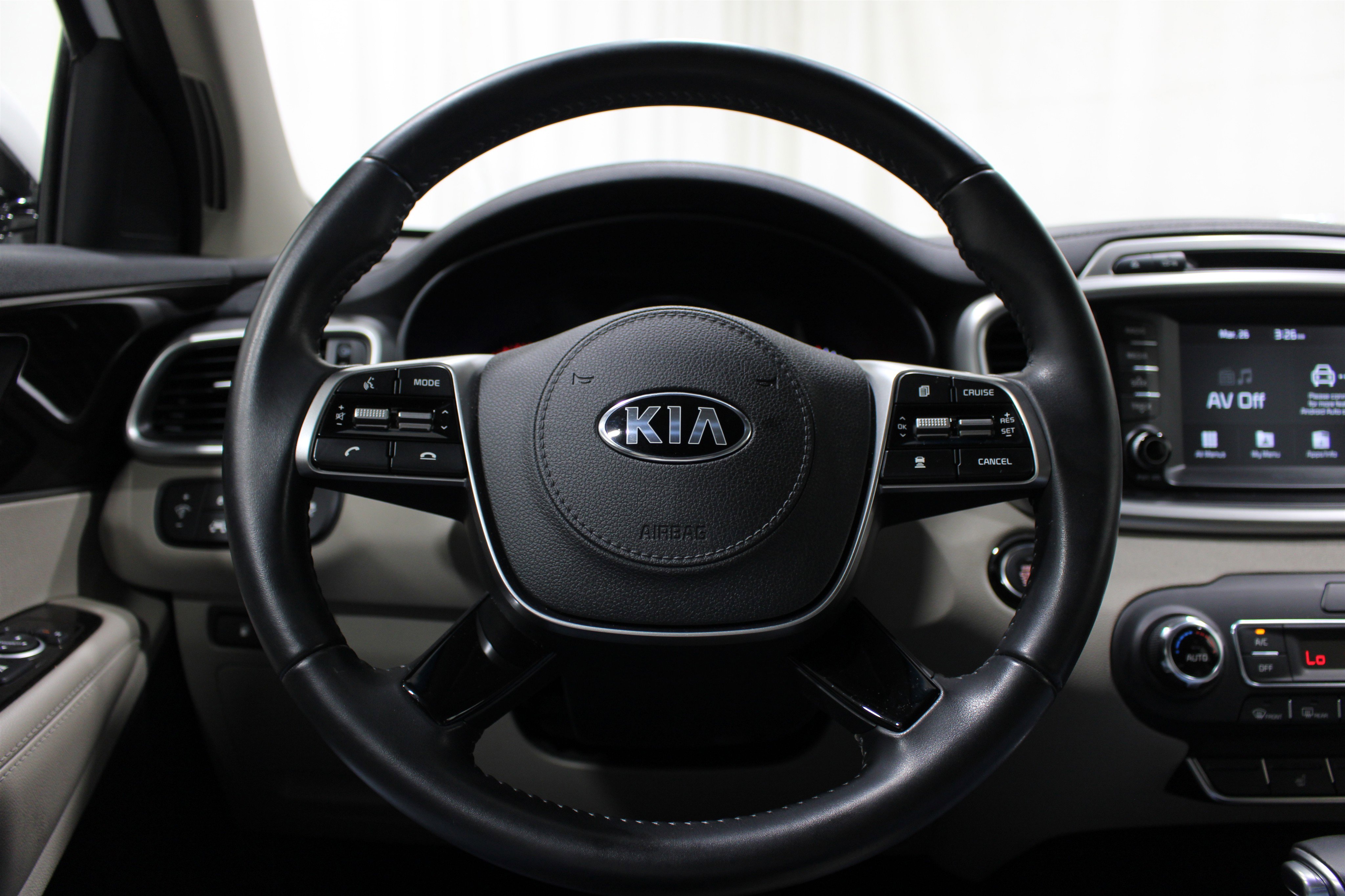 Used 2019 Kia Sorento EX image 9