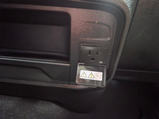 Used 2024 RAM 3500 Tradesman w/ Chrome Appearance Group image 47